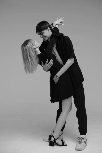 Заказать фотосессию Love Story в студии от сети фотостудий Fashion Box в Томске

 – фото № 19