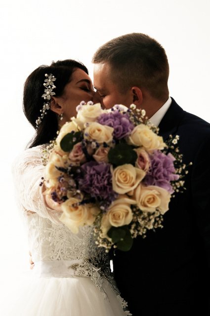 Заказать фотосессию Love Story в студии от сети фотостудий Fashion Box в Екатеринбурге

 – фото № 24