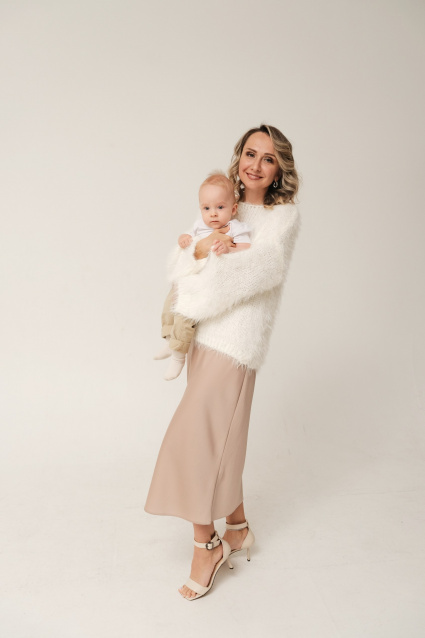 Заказать семейную фотосессию в студии с детьми в Томске от Fashion Box
 – фото № 17