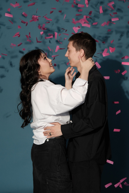 Заказать фотосессию Love Story в студии от сети фотостудий Fashion Box в Томске

 – фото № 8