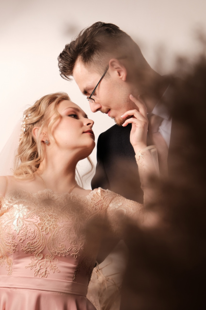 Заказать фотосессию Love Story в студии от сети фотостудий Fashion Box в Екатеринбурге

 – фото № 34