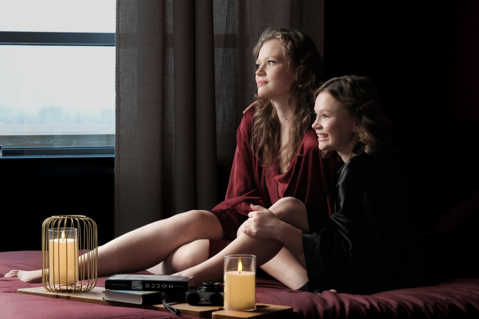 Заказать семейную фотосессию в студии с детьми в Томске от Fashion Box
 – фото № 14