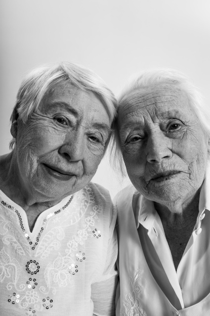 Заказать семейную фотосессию в студии с детьми в Томске от Fashion Box
 – фото № 20