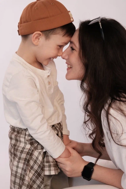 Заказать семейную фотосессию в студии с детьми в Томске от Fashion Box
 – фото № 10