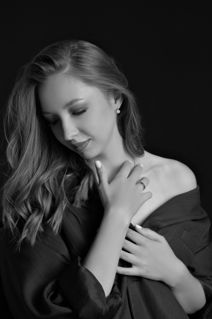 Заказать фотосессию для беременных в студии от компании Fashion Box в Екатеринбурге
 – фото № 38